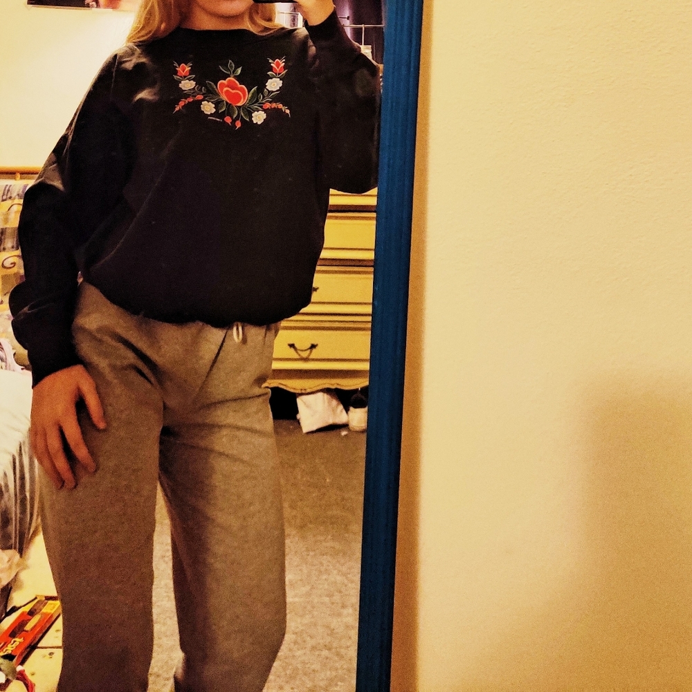 Vintage Floral Crew Neck